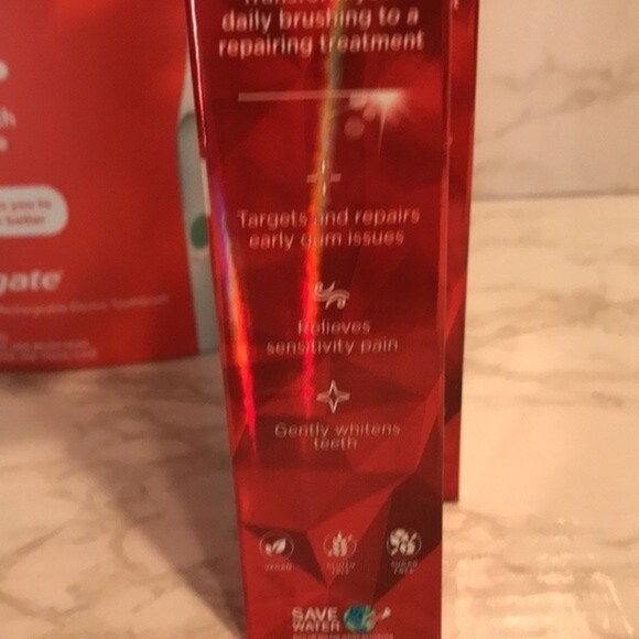 HUM by Colgate smart rechargeable toothbrush with Bluetooth and renewal paste - Picture 9 of 9